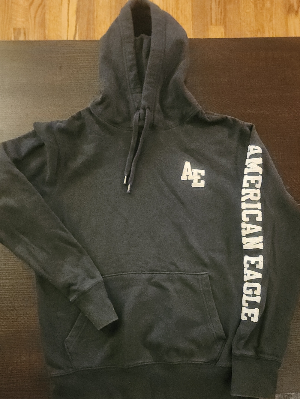 American Eagle Outfitters Men's Navy Hoodie with White Sleeve Logo